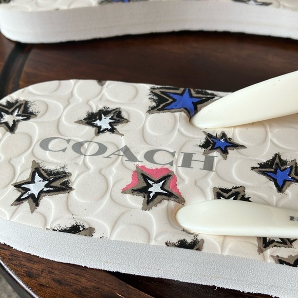 Coach: Abigail (A01821) Star Sandals/Flip Flops- Silver Tone- 7-8 - Picture 5 of 16